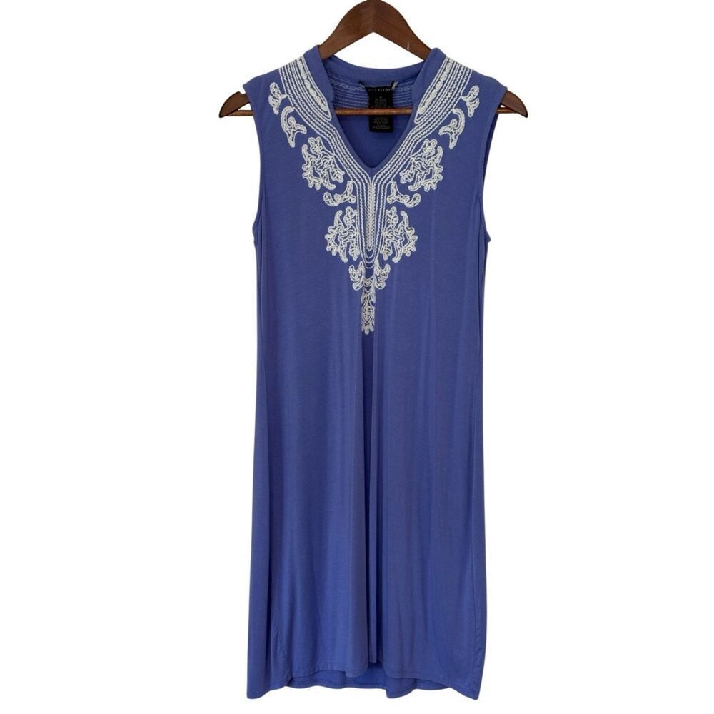 Grace Elements Light Purple Knit Dress with Embroidery. Sz. M. Great Condition!